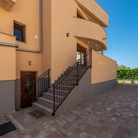 Apartment Dionis 50 Meters From The - By Ta Leut Agency *
