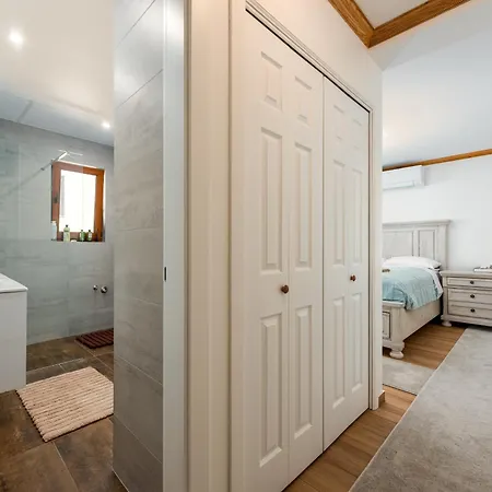 Apartment Dionis 50 Meters From The - By Ta Leut Agency *