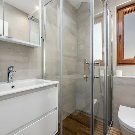 Apartment Dionis 50 Meters From The - By Ta Leut Agency *